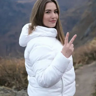 Лиза, 36